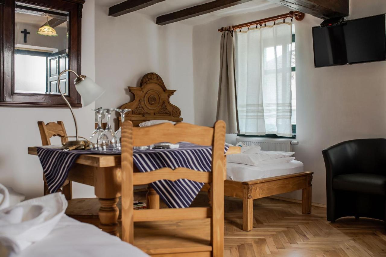 Szent Gellert Borhaz Es Vendegfogado Bed and Breakfast Makó Εξωτερικό φωτογραφία