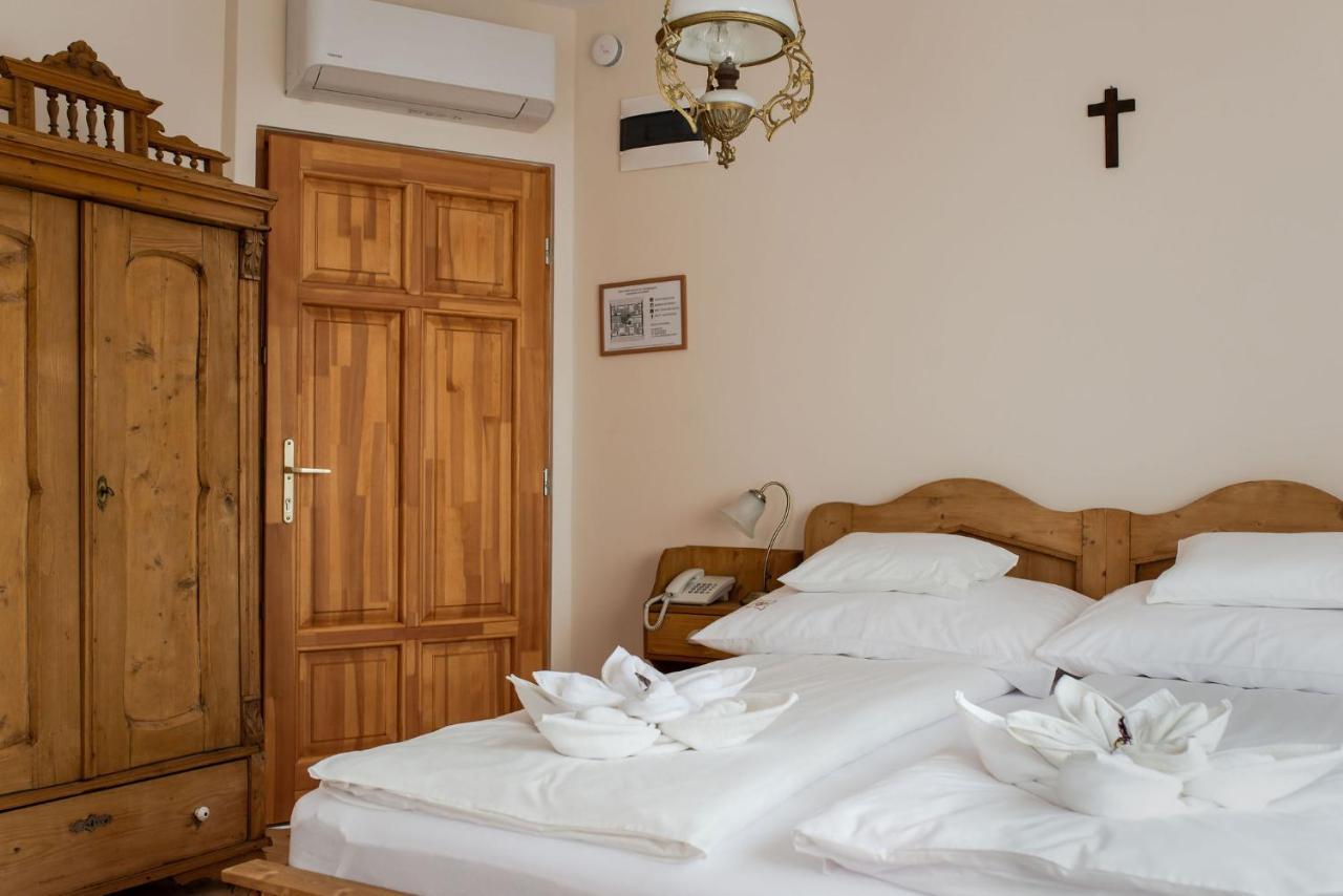 Szent Gellert Borhaz Es Vendegfogado Bed and Breakfast Makó Εξωτερικό φωτογραφία