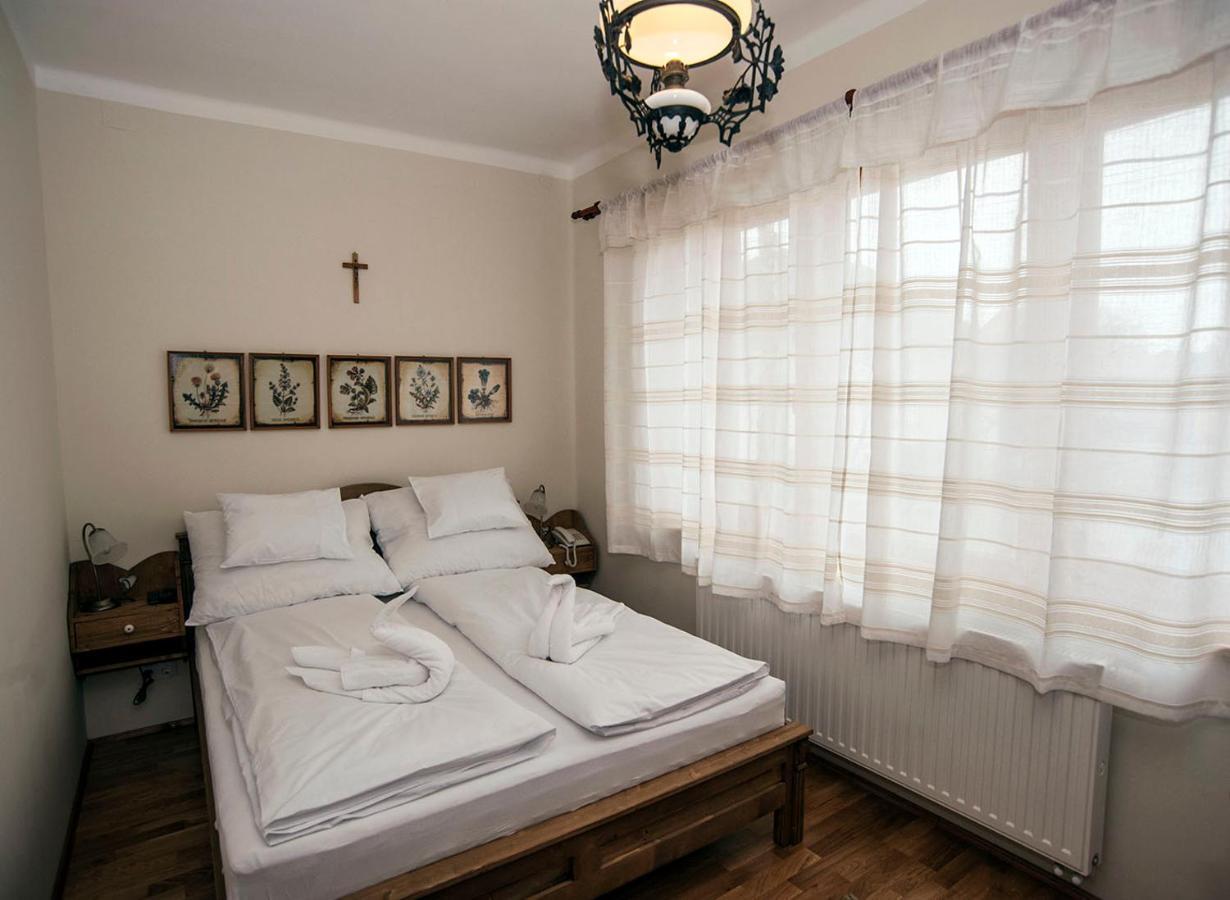 Szent Gellert Borhaz Es Vendegfogado Bed and Breakfast Makó Εξωτερικό φωτογραφία